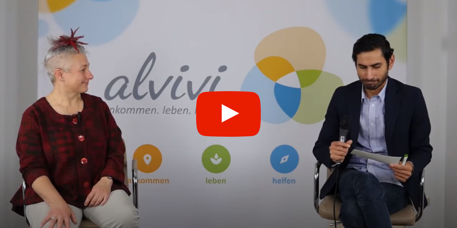 Ilona Scheidle und Mohammad Alhusain von alvivi im Gespräch