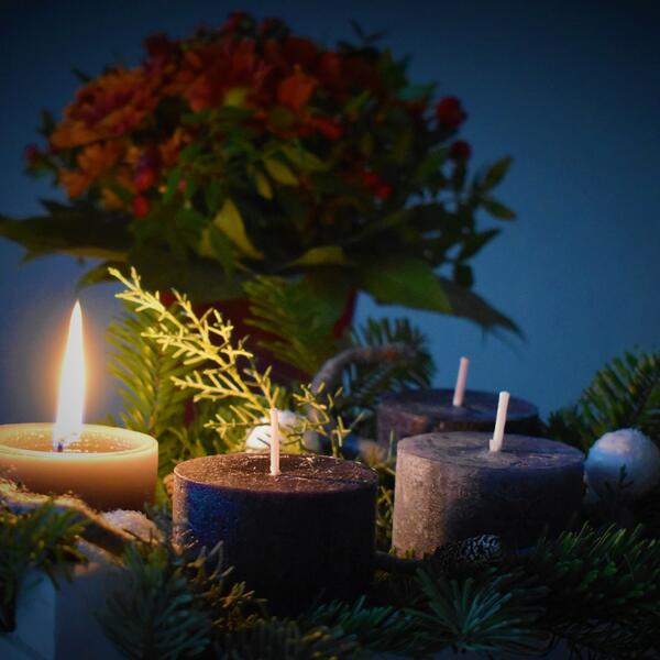 Adventskranz Adventskalender Kerze Weihnachten